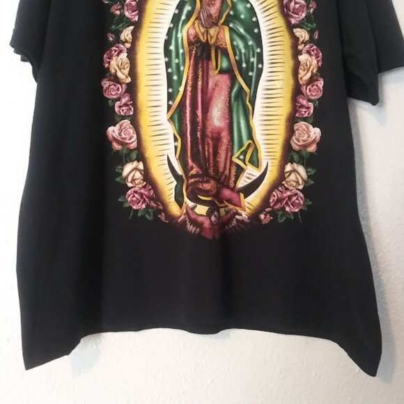 Our Lady of Guadalupe women's size 1X black multicolored Tee Shirt - Picture 3 of 11